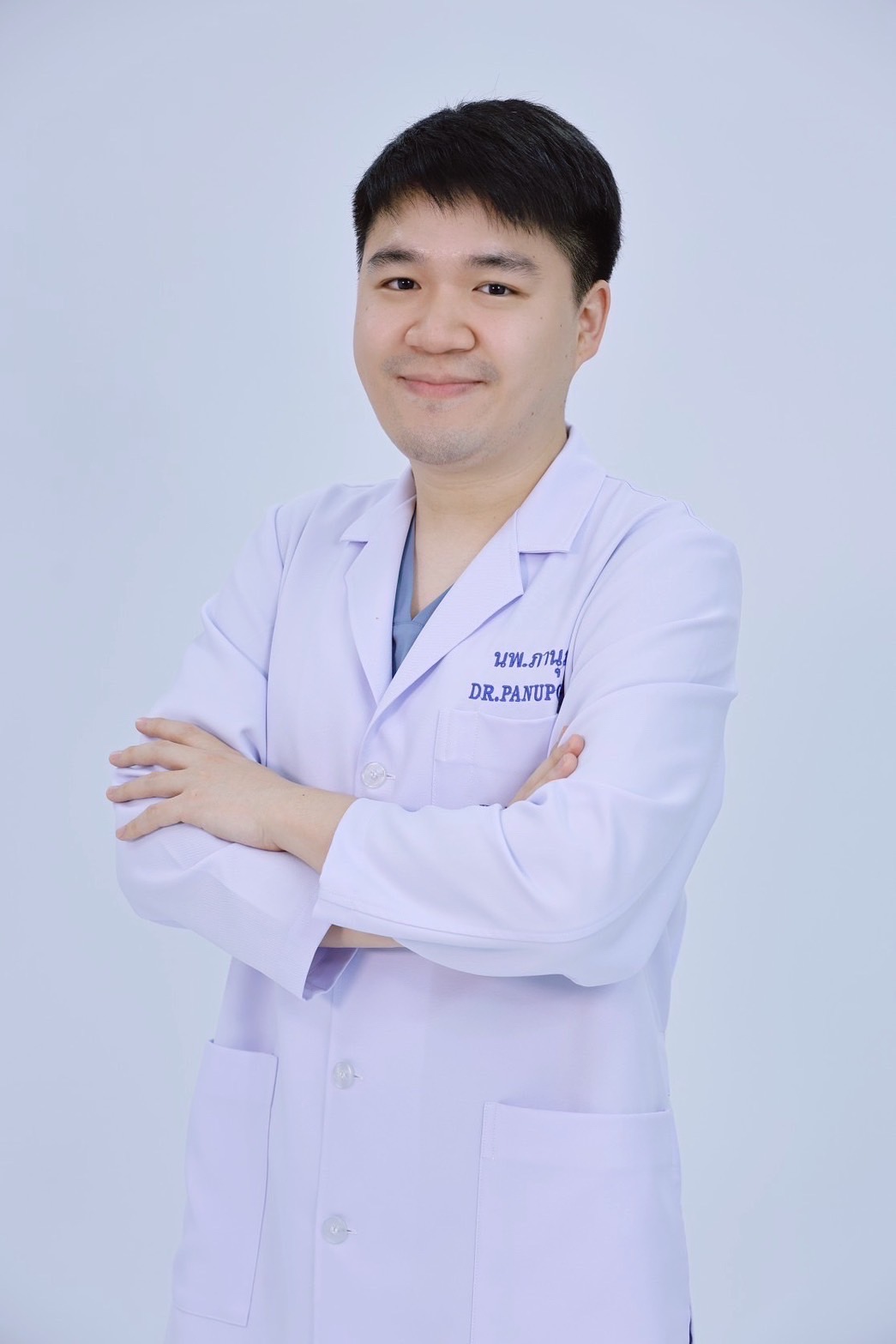 นพ. ภานุภพ โรจน์ดำรงรัตนา <br> ว.68856